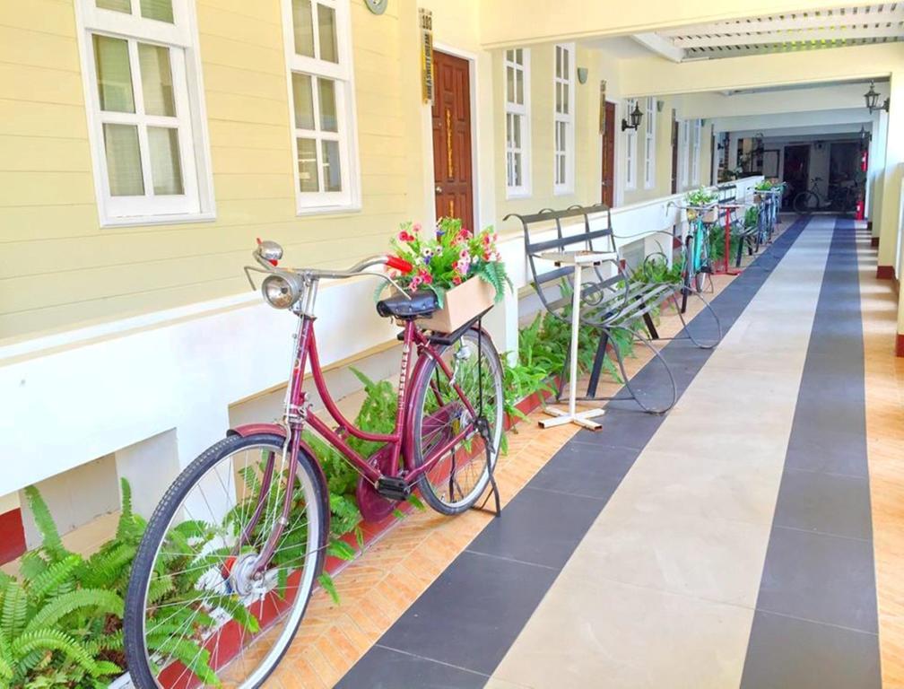 Win Hotel Phayao Exterior photo